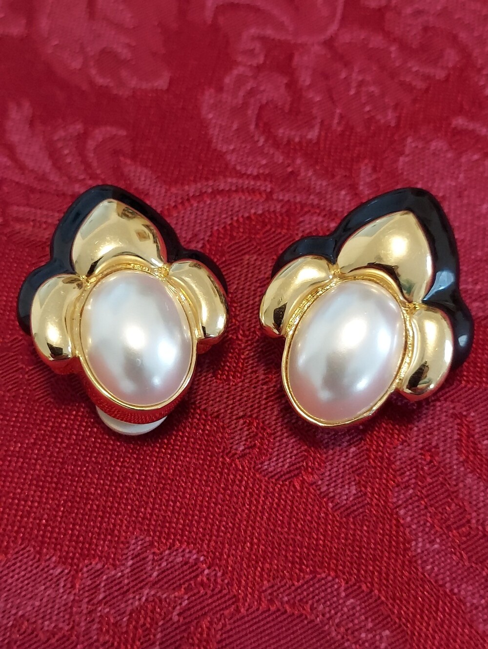 St. John Clip-On Earrings
